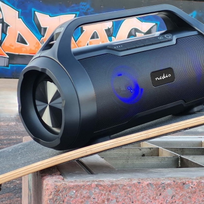 Bluetooth® Party Boombox | 6 uur | 2.0 | 120 W | Media afspeelmogelijkheden: AUX / Micro-SD / USB | IPX5 | Koppelbaar | Handgreep | Feestverlichting | Zwart